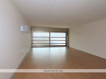 レオパレスプリーザント宮[1K/20.28m2]の収納2