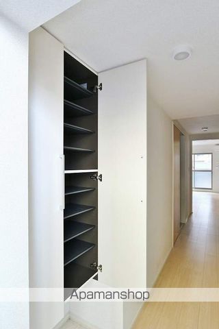 グランクリュ佐古 WESTの内装写真