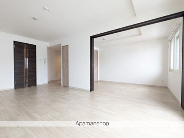 ラディア山鼻の内装写真