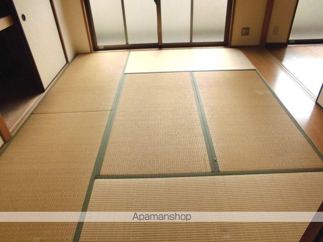 アルテ江坂の内装写真