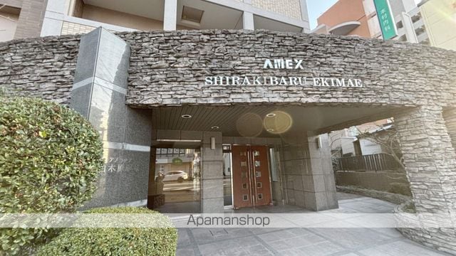 アメックス白木原駅前の玄関写真