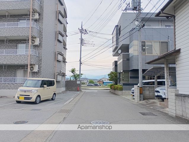 依田ハイツEの周辺写真