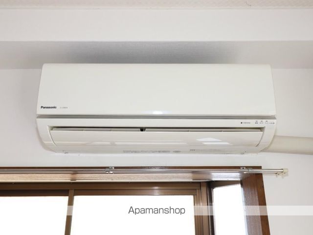 花堂ビルの内装写真