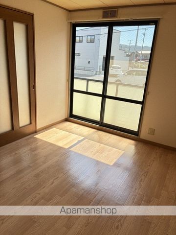 グランドール草戸IIの内装写真