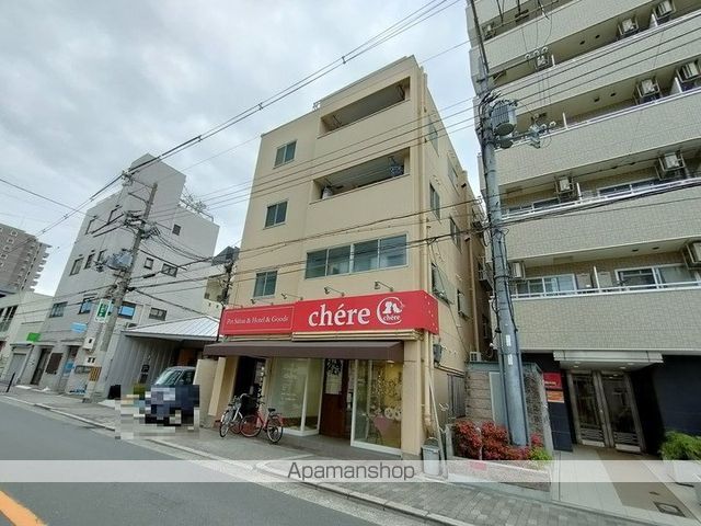 カラキマンションの外観写真