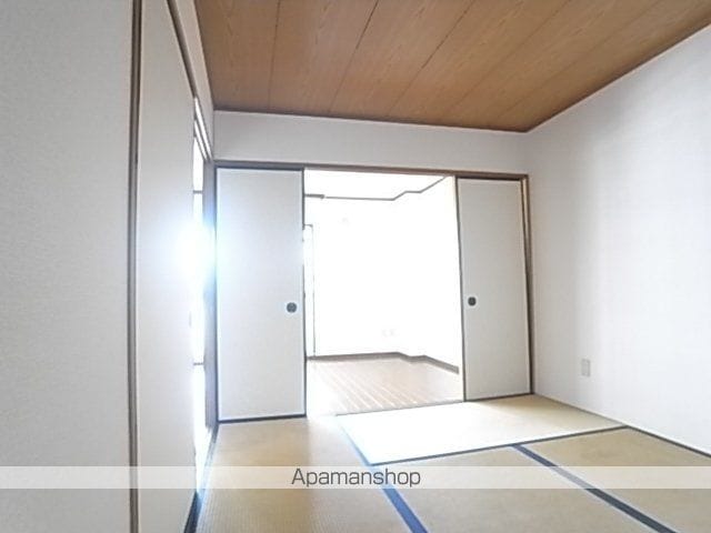 グランドヒルズ当知1番館の内装写真