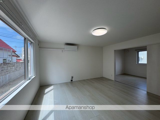 フォレスト新町IIIの内装写真