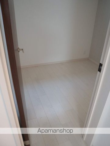 I MAISON RHODONの内装写真