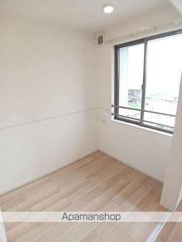イコマ&カドヤの内装写真