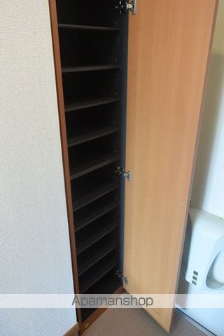 サープラスあじまIIの内装写真