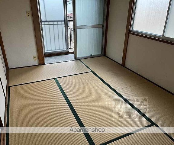 御陵ハイツの内装写真