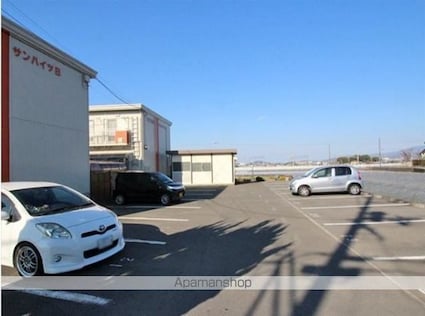 ＴＵＴＵＭＩサンハイツ[3LDK/51.83m2]の駐車場1