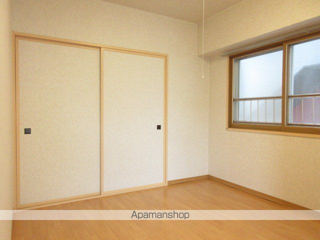 リベルティ大通の内装写真