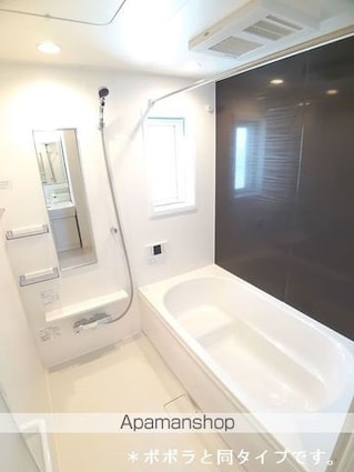 フローラ長浜[2LDK/64.99m2]のバス