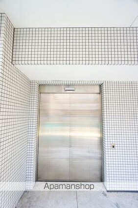 エルスタンザ千代田[1K/26.67m2]のエントランス