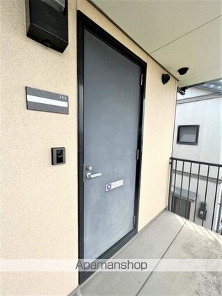 ファミール久木田[1LDK/42m2]の玄関