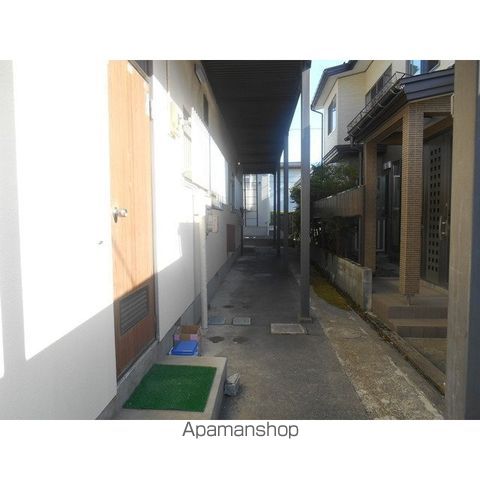 サンハイム荒楯の玄関写真