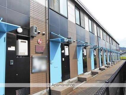 レオパレス新名[2DK/49.68m2]の外観3