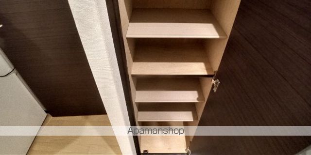 レオネクスト長行の内装写真