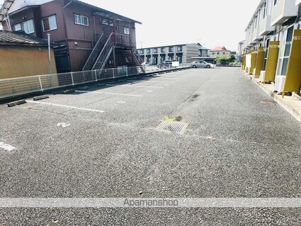 レオパレスコンフォートⅠ[1K/23.18m2]の駐車場