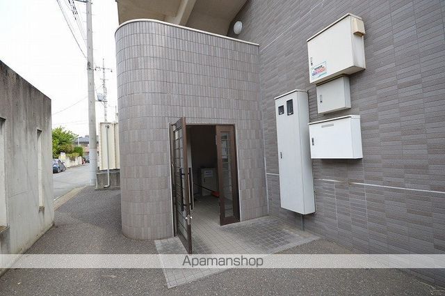 セゾン秀静の外観写真