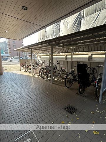 ヒルズ丸和の内装写真