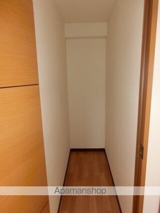 ラゾプレイス己斐[1K/33.98m2]の収納