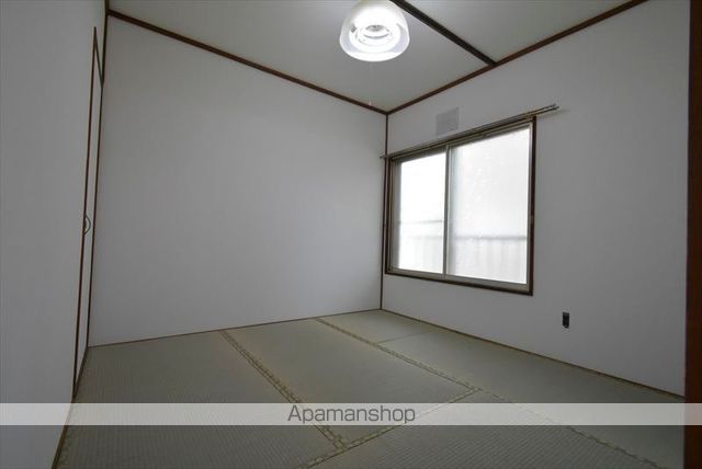 留佳マンション Aの内装写真