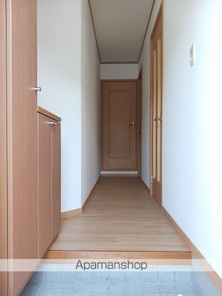 愛媛県松山市山越１丁目[2DK/44.34m2]の玄関