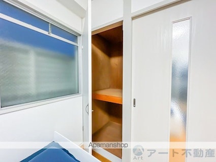 アザミハイツ松山[2DK/37.5m2]の収納