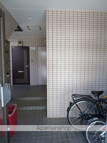 第2サンフラワーマンションの外観写真