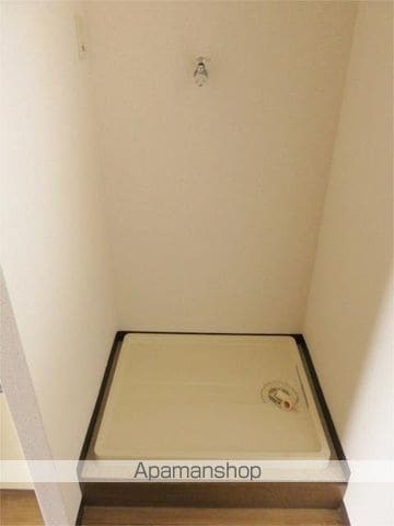 磐田市 4階建 築30年の内装写真