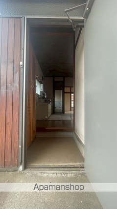 野口貸家[2K/33m2]の玄関