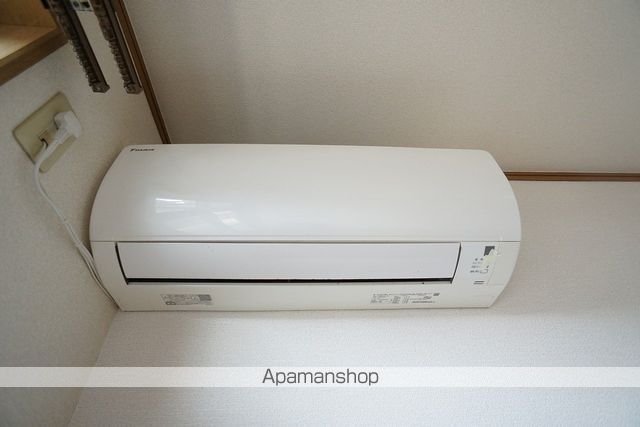 フロンティアの内装写真