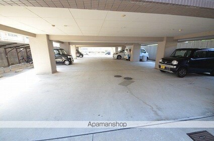 Ｖｉｌｌａ七軒茶屋[3DK/53.16m2]の駐車場