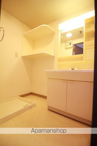 アルファ東古松IIの内装写真
