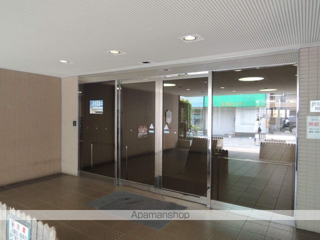 ハイム・カランツの玄関写真