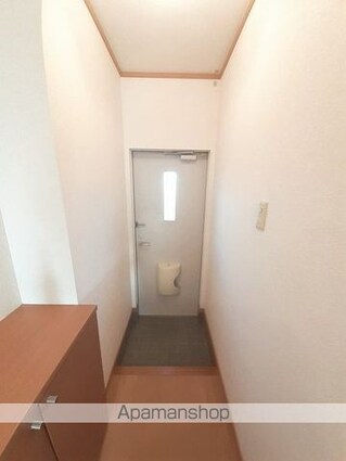 アムール・ＧＡＫＵ　Ｂ[1R/33.15m2]の玄関