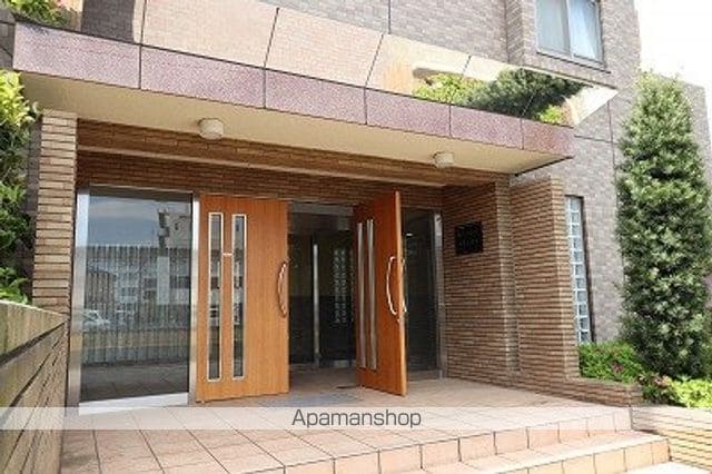 ウィングロード上北台の玄関写真