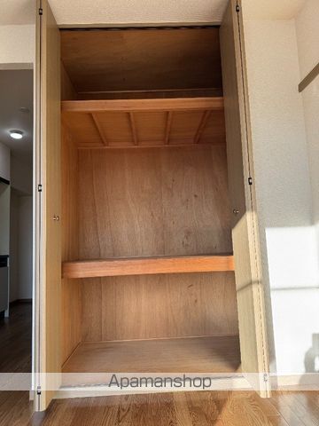 パナハイツ三山A棟の内装写真
