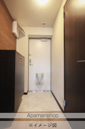 リーフ長津良[2LDK/53.28m2]の玄関