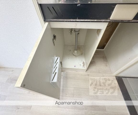 グローリーハイツ淀の内装写真