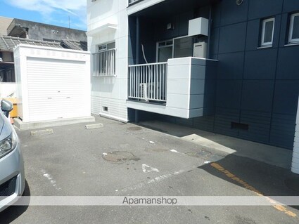 桑田園[2LDK/69.72m2]の駐車場