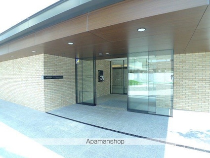 ウェリス南持田　緑彩苑[4LDK/95.4m2]の外観3