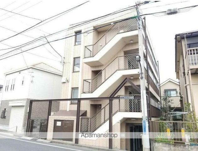 ニューオリエント小金井の玄関写真