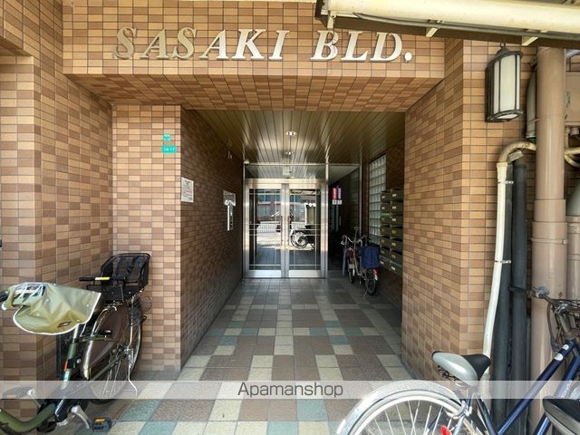佐々木ビルの玄関写真