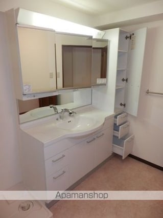 アーバンコート市ヶ谷[2LDK/88.4m2]の洗面所