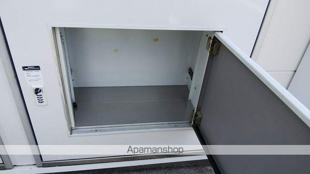 レオパレスアルビレオAの内装写真