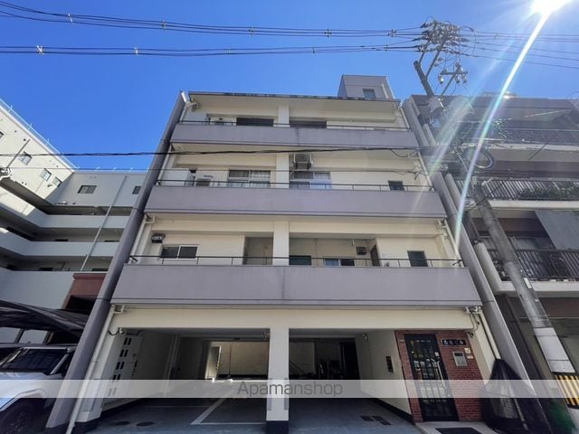 山根ビルの外観写真