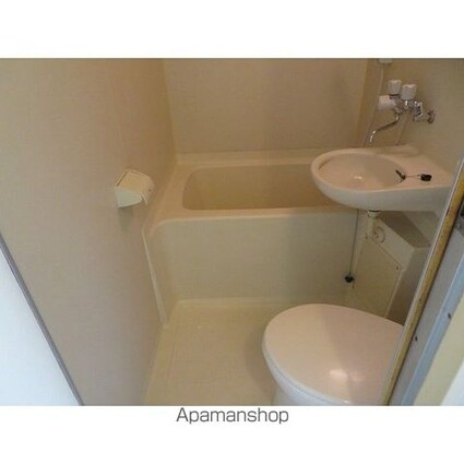 東京都渋谷区本町１丁目[1R/19.8m2]のバス